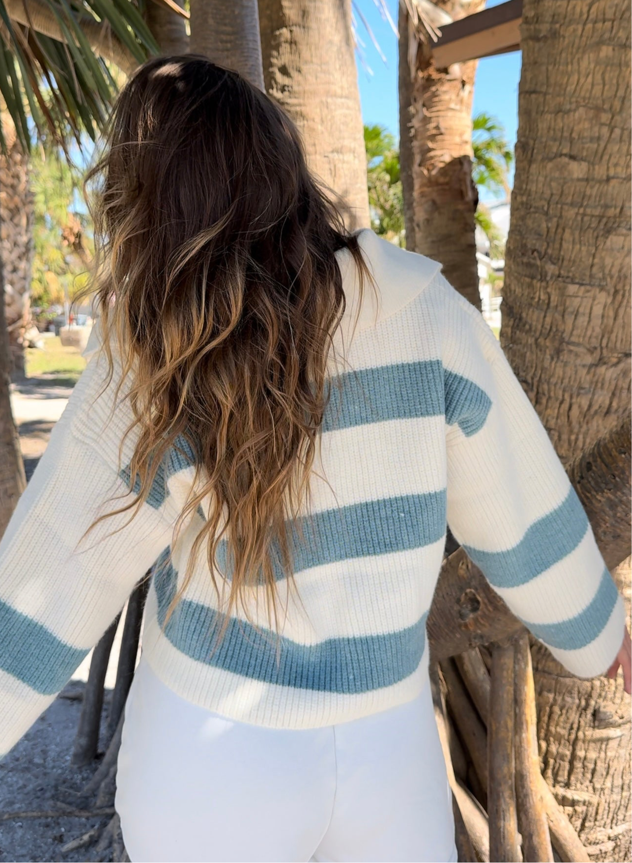 Sea Sand Sun Sweater - Blue/White