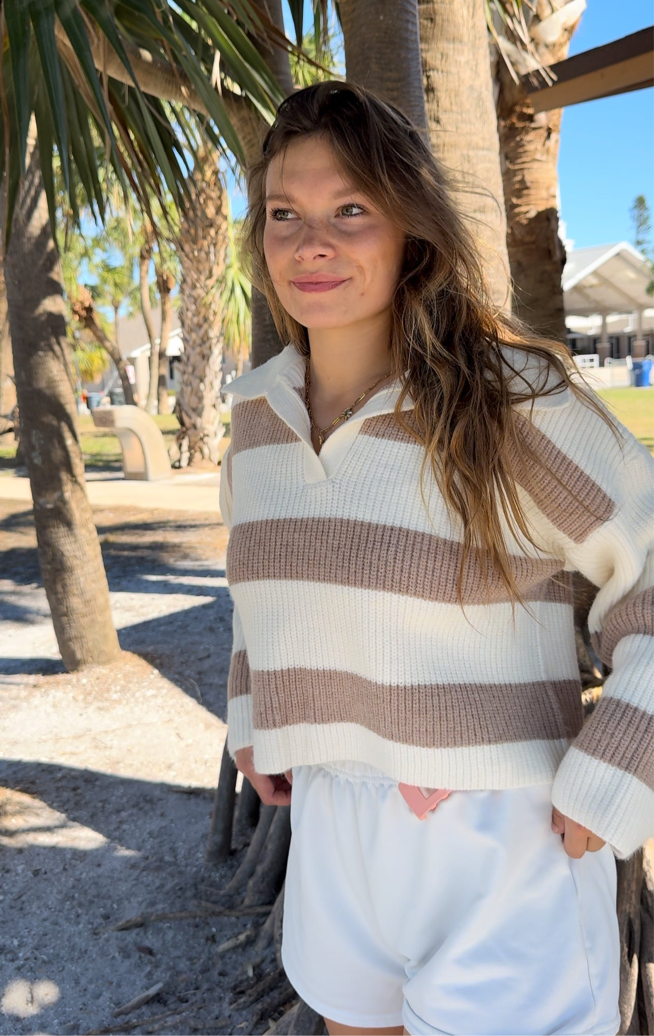 Sea Sand Sun Sweater - Tan/White